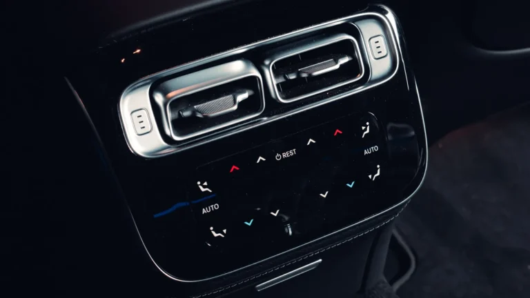 7 Mercedes S-Class.jpg