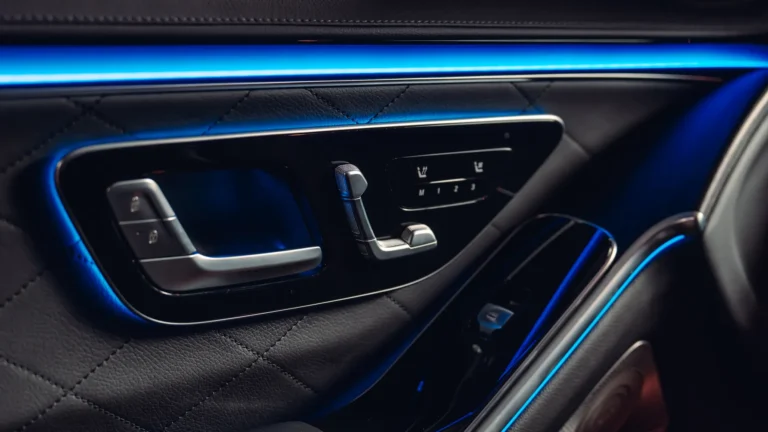 8 Mercedes S-Class.jpg